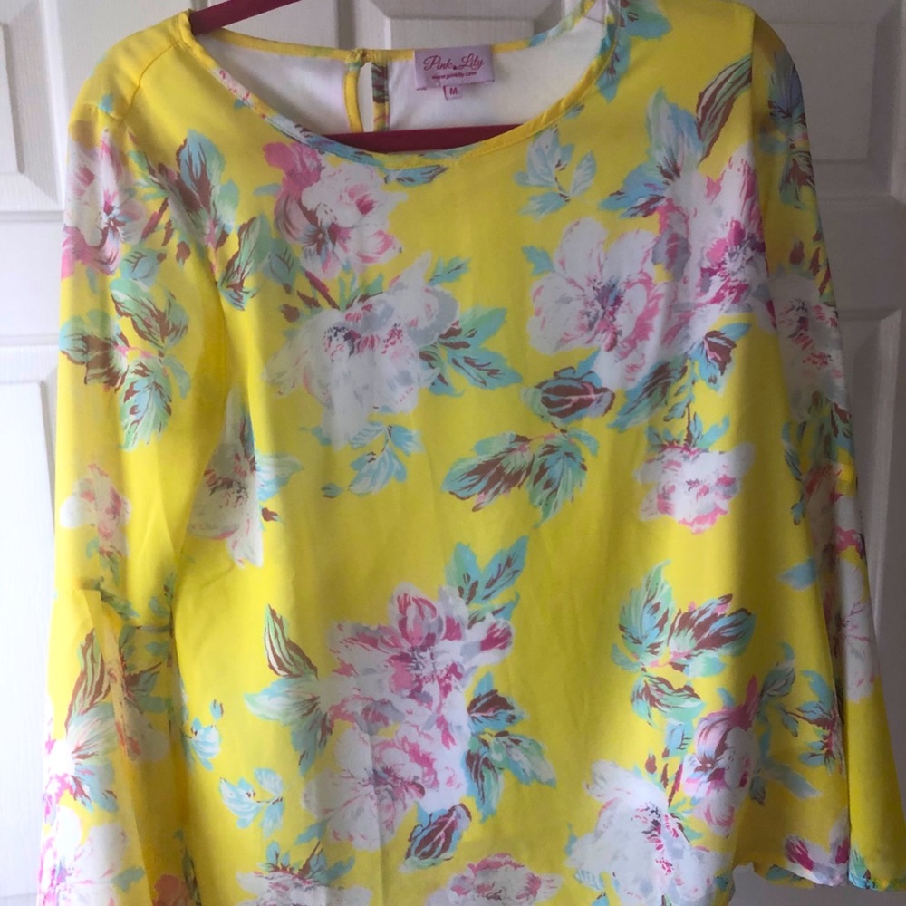 Spring blouse - Picture 2 of 4